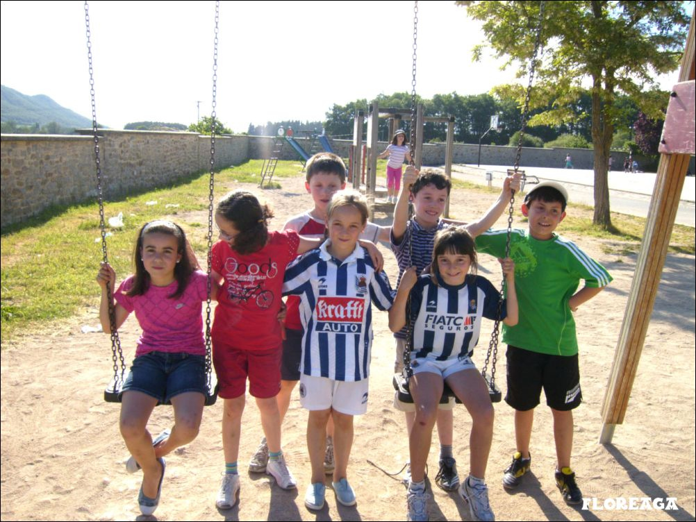 4678678532_e0572354fd_b 4678678532_e0572354fd_b